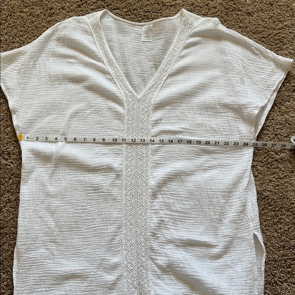White gauze swim cover up top BoHo beachy V-neck lace trim, light weight size XL - Picture 5 of 8